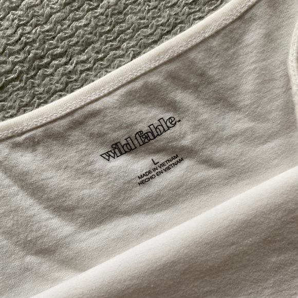 White Adjustable Spaghetti Strap Tank // size L - Picture 4 of 6